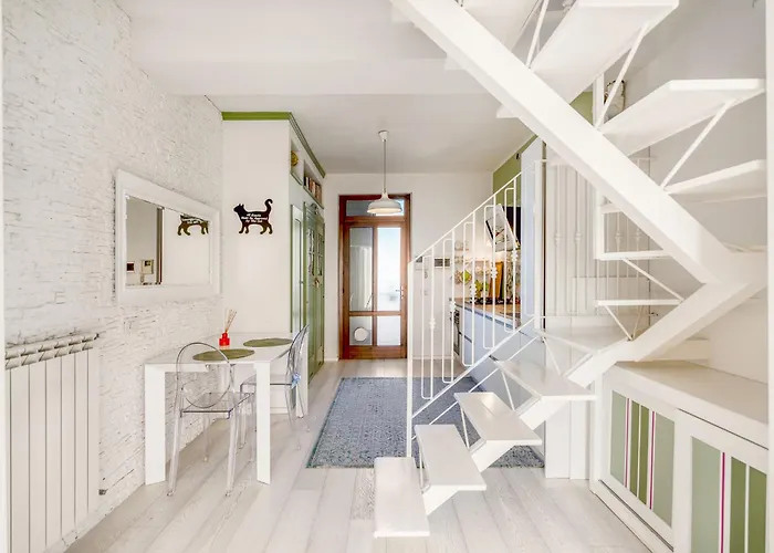 Bright Loft - Free Private Parking Appartamento Milano
